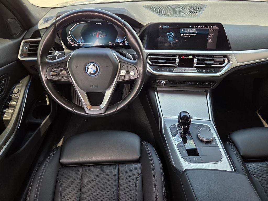 2022 BMW 3 Series 330e iPerformance