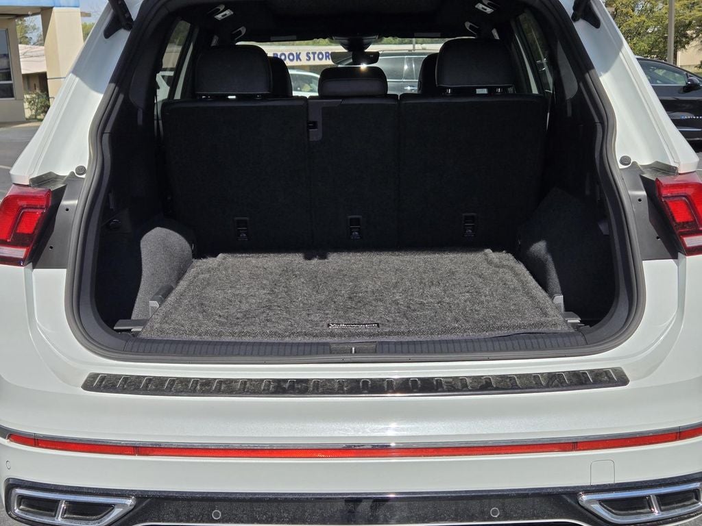 2023 Volkswagen Tiguan 2.0T SEL R-Line