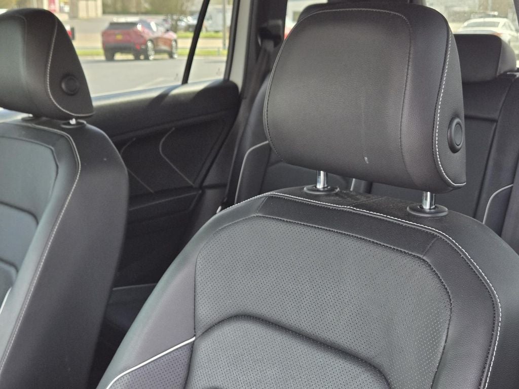 2023 Volkswagen Tiguan 2.0T SEL R-Line