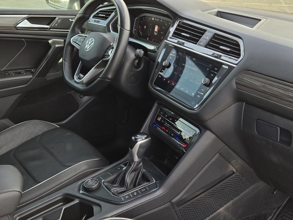 2023 Volkswagen Tiguan 2.0T SEL R-Line
