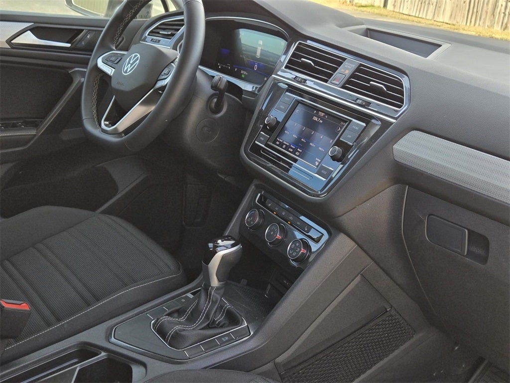 2024 Volkswagen Tiguan 2.0T S