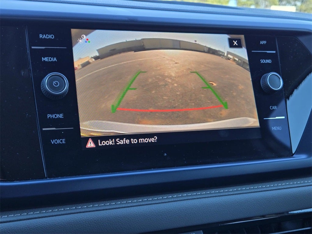 2024 Volkswagen Taos 1.5T SE