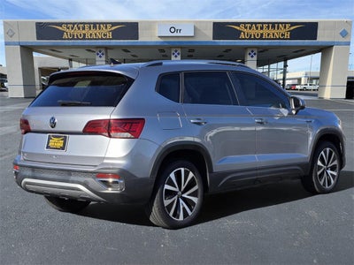 2024 Volkswagen Taos 1.5T SE