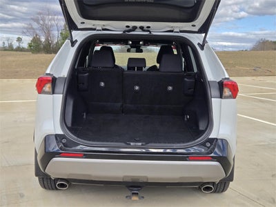 2023 Toyota RAV4 Hybrid SE