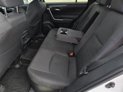 2023 Toyota RAV4 Hybrid SE