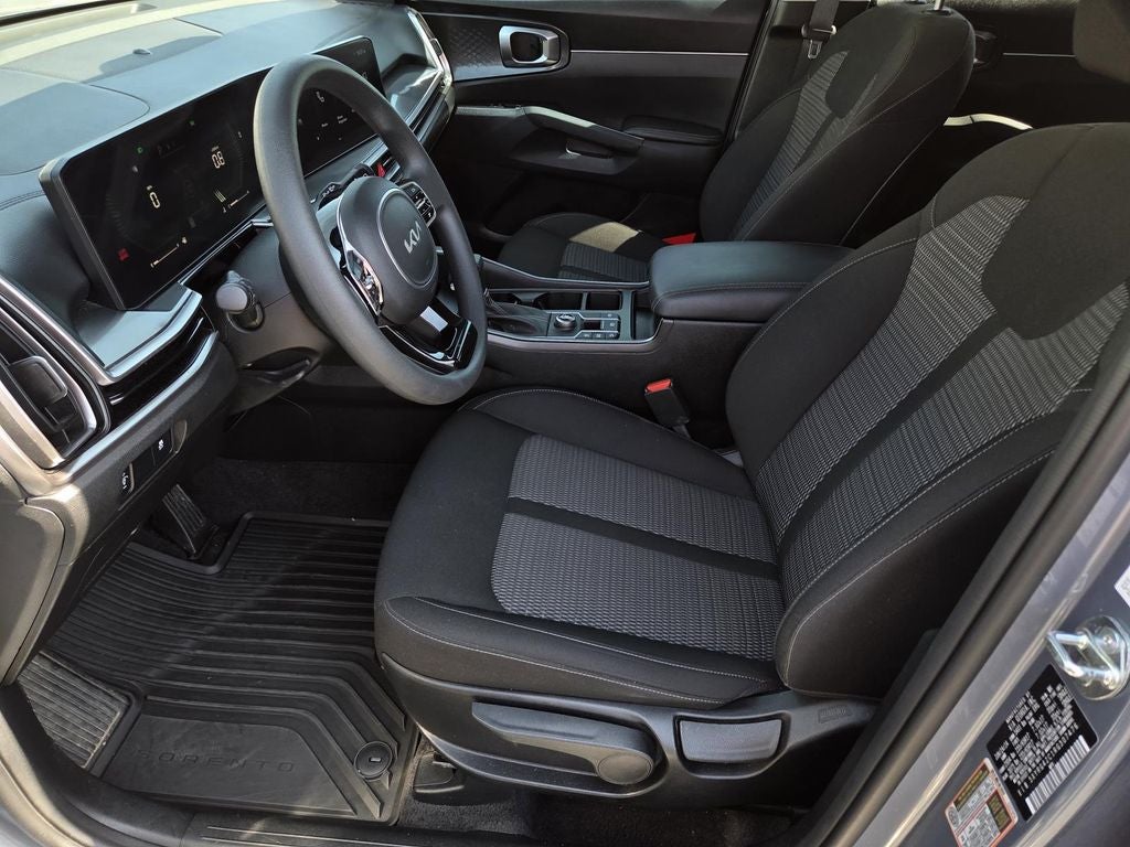 2024 Kia Sorento LX