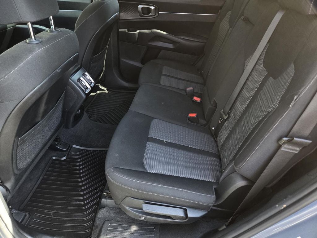 2024 Kia Sorento LX