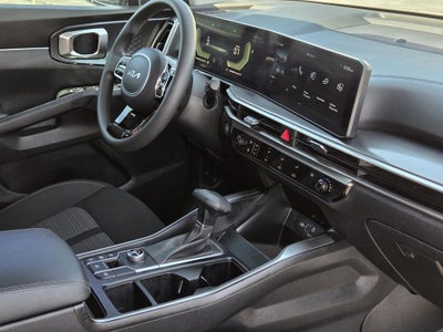 2024 Kia Sorento LX