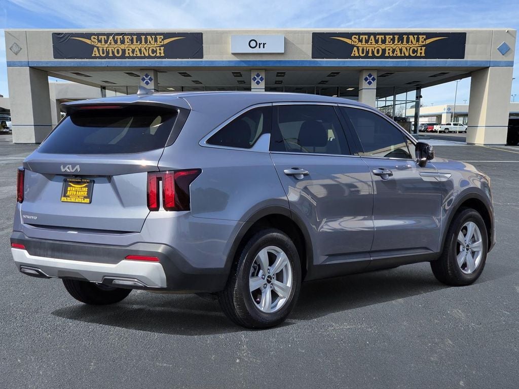 2024 Kia Sorento LX
