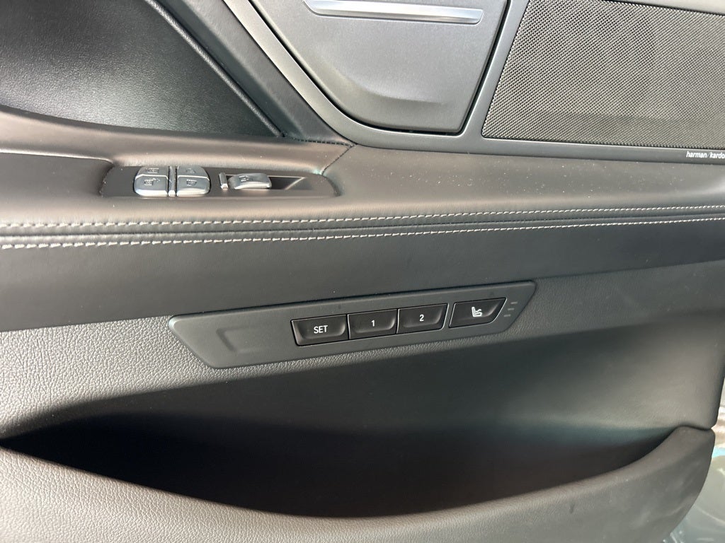 2022 BMW 7 Series M760i Li
