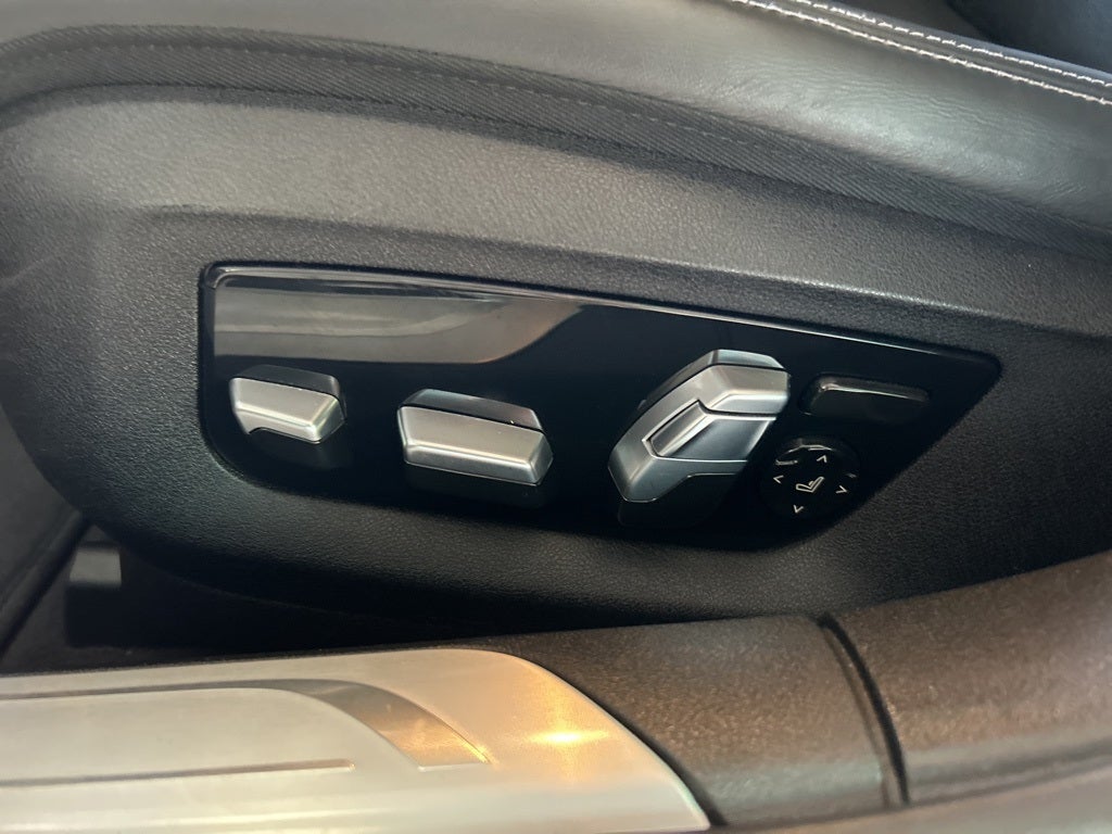2022 BMW 7 Series M760i Li