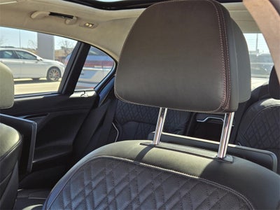 2022 BMW 7 Series M760i Li