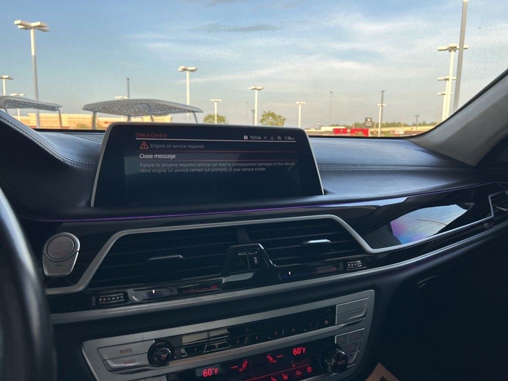 2022 BMW 7 Series M760i Li