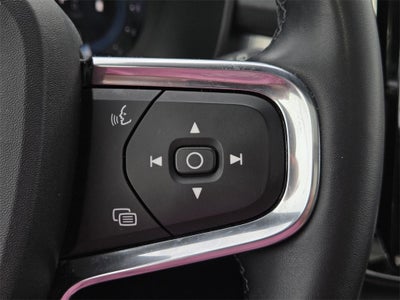 2024 Volvo XC40 B5 Core