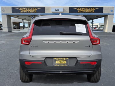 2024 Volvo XC40 B5 Core