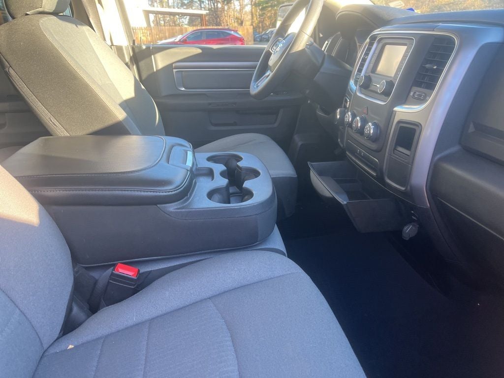 2024 RAM 1500 Classic SLT