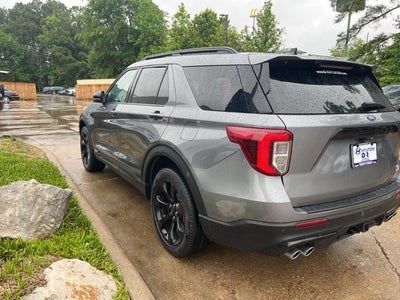 2022 Ford Explorer ST