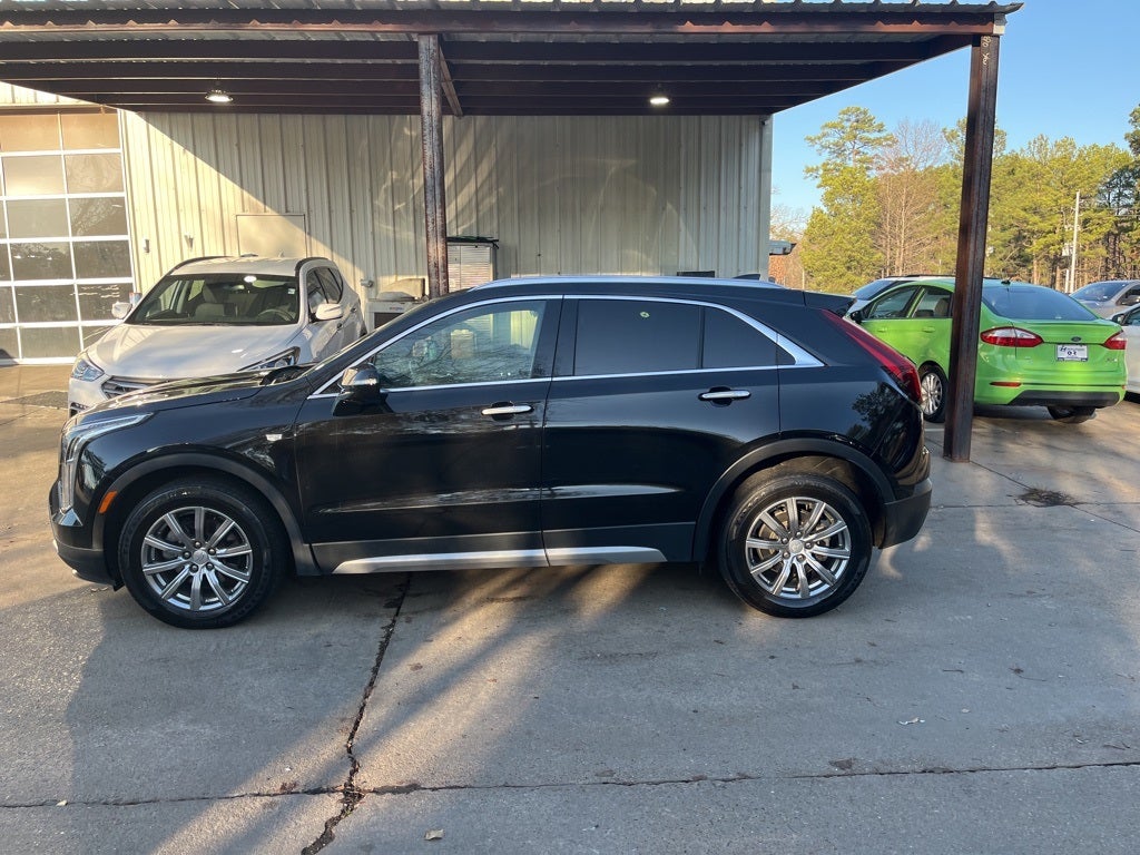 2022 Cadillac XT4 Premium Luxury