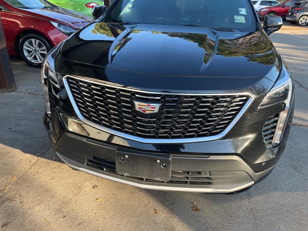 2022 Cadillac XT4 Premium Luxury