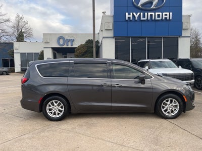 2020 Chrysler Pacifica Touring