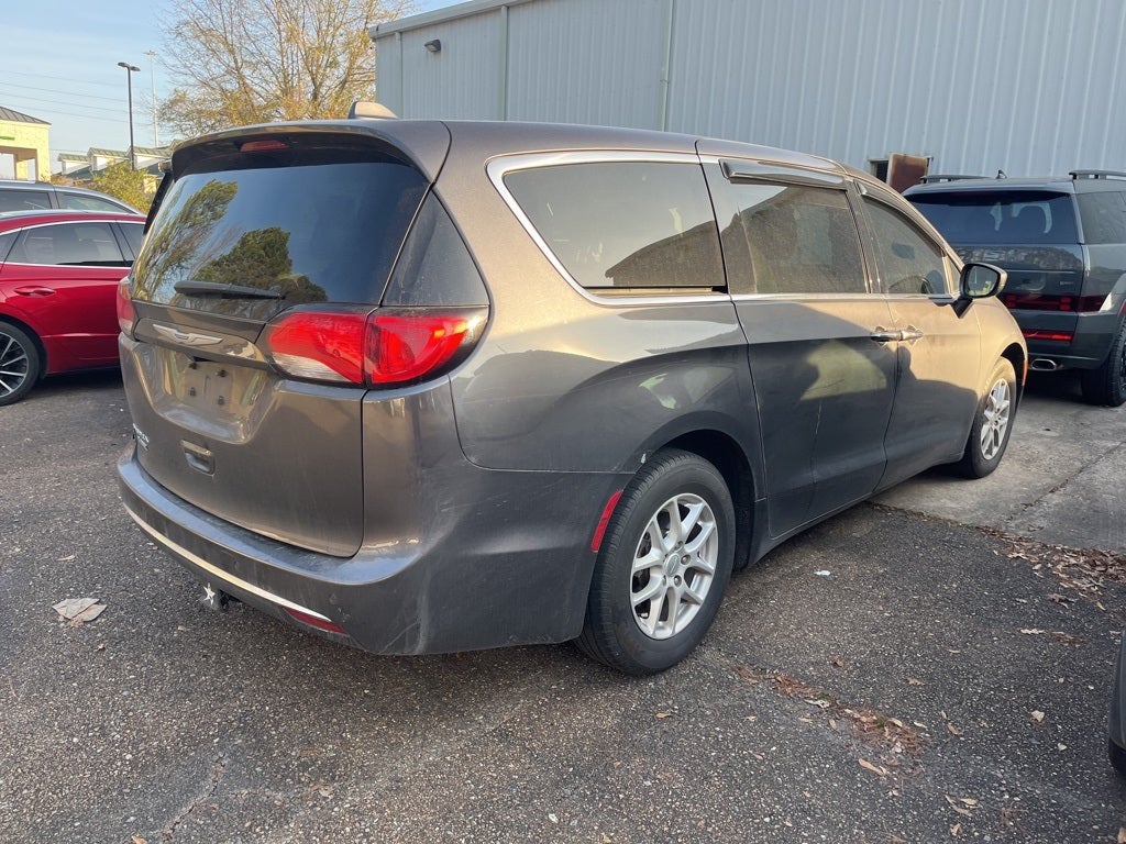 2020 Chrysler Pacifica Touring