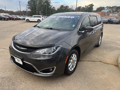 2020 Chrysler Pacifica Touring