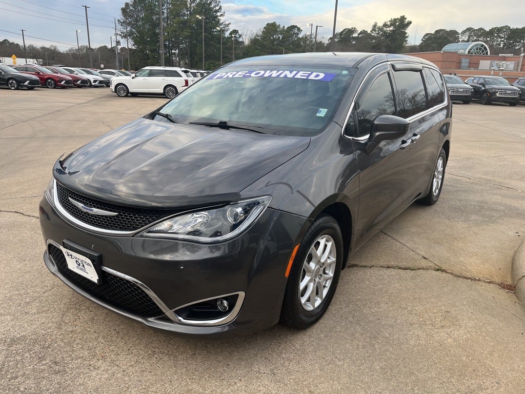 2020 Chrysler Pacifica Touring