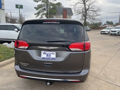 2020 Chrysler Pacifica Touring