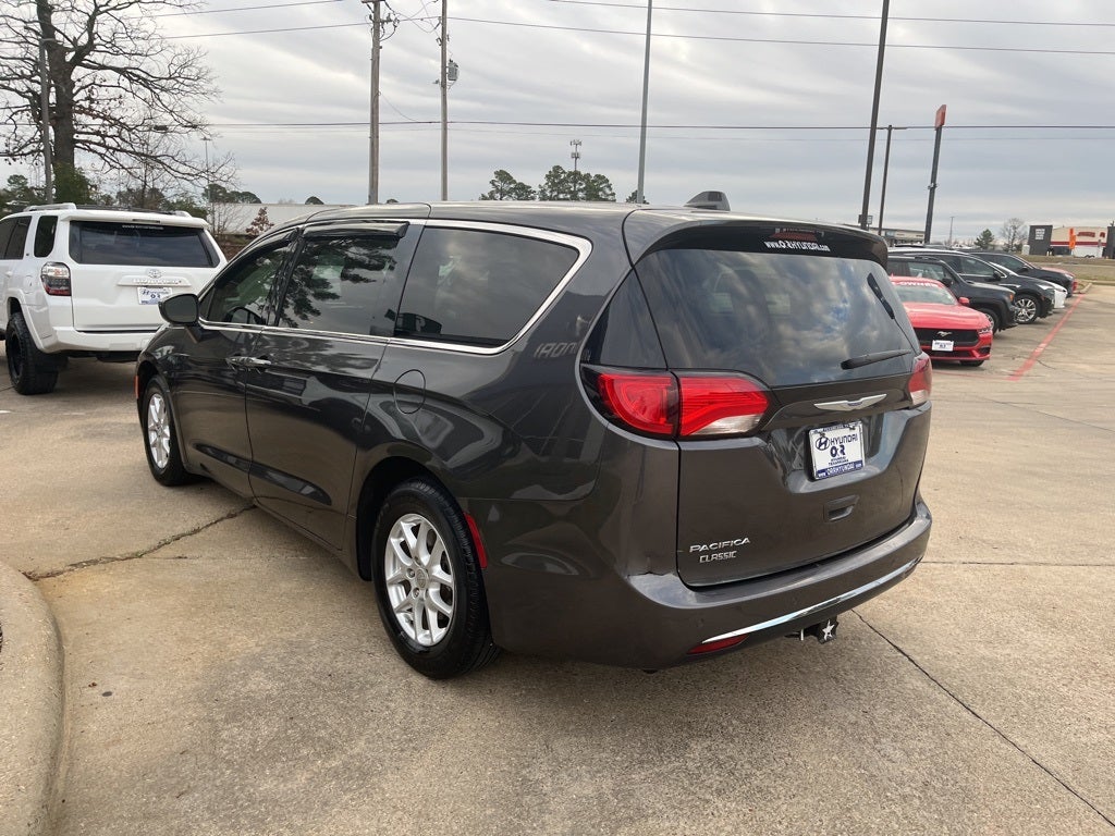 2020 Chrysler Pacifica Touring