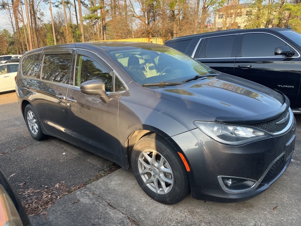 2020 Chrysler Pacifica Touring