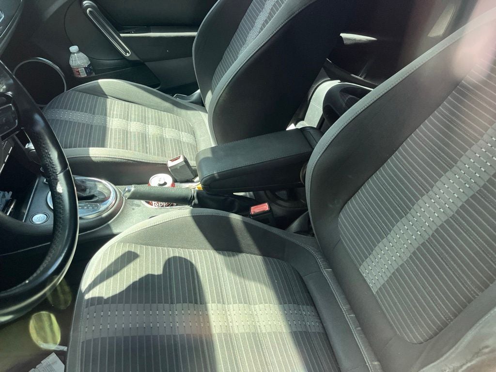 2013 Volkswagen Beetle 2.0 TSi