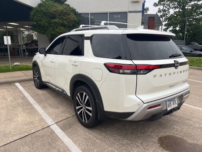 2024 Nissan Pathfinder Platinum