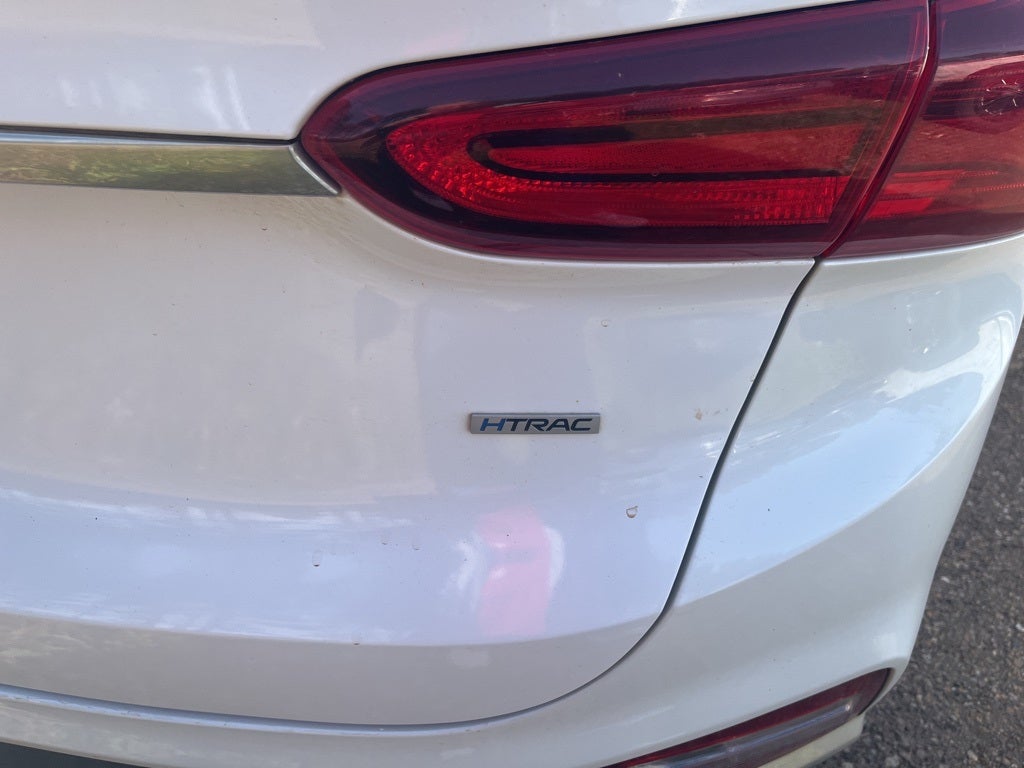 2020 Hyundai Santa Fe SE