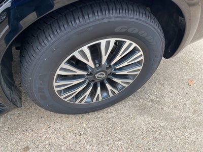 2023 Nissan Armada SL