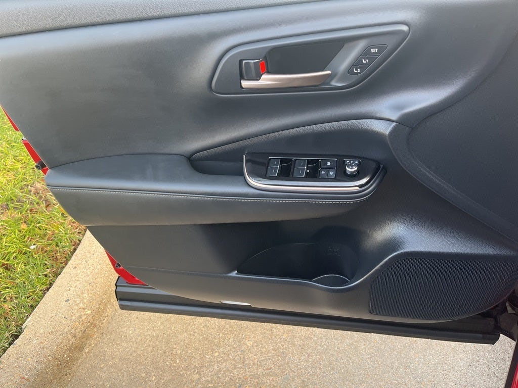 2025 Toyota Crown Signia XLE