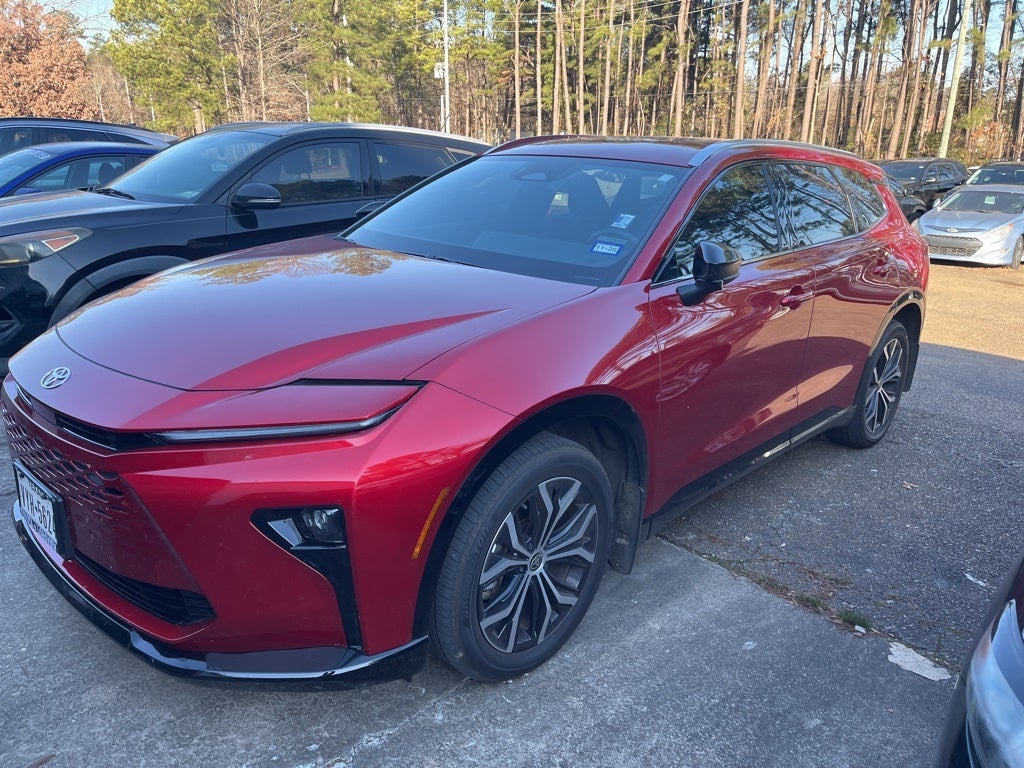 2025 Toyota Crown Signia XLE