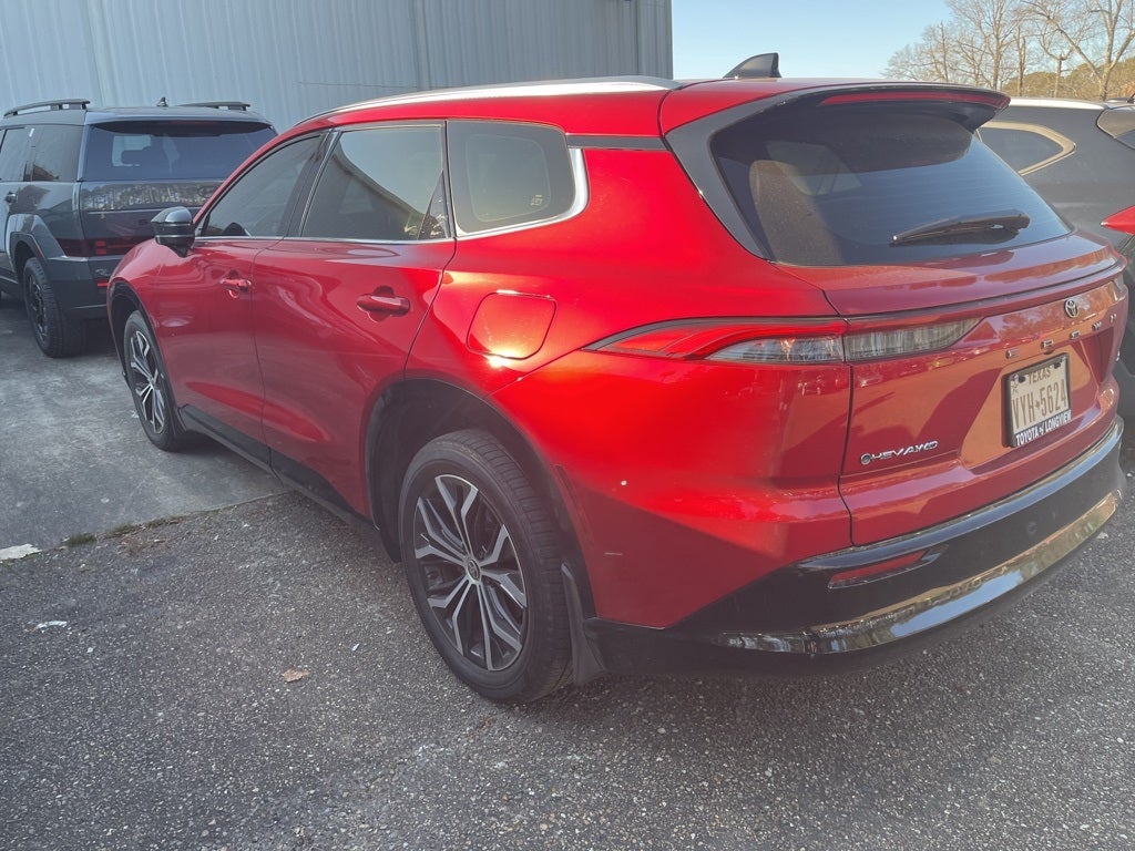 2025 Toyota Crown Signia XLE