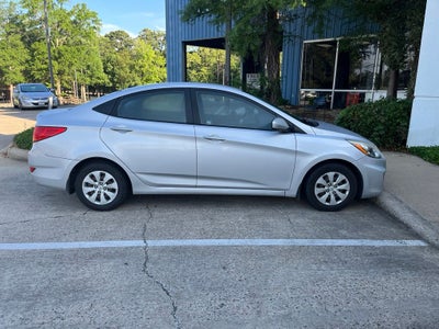 2016 Hyundai Accent SE