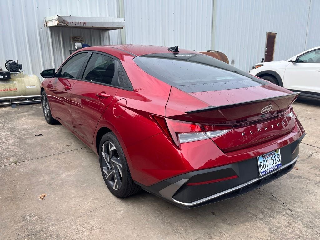 2025 Hyundai Elantra SEL Sport