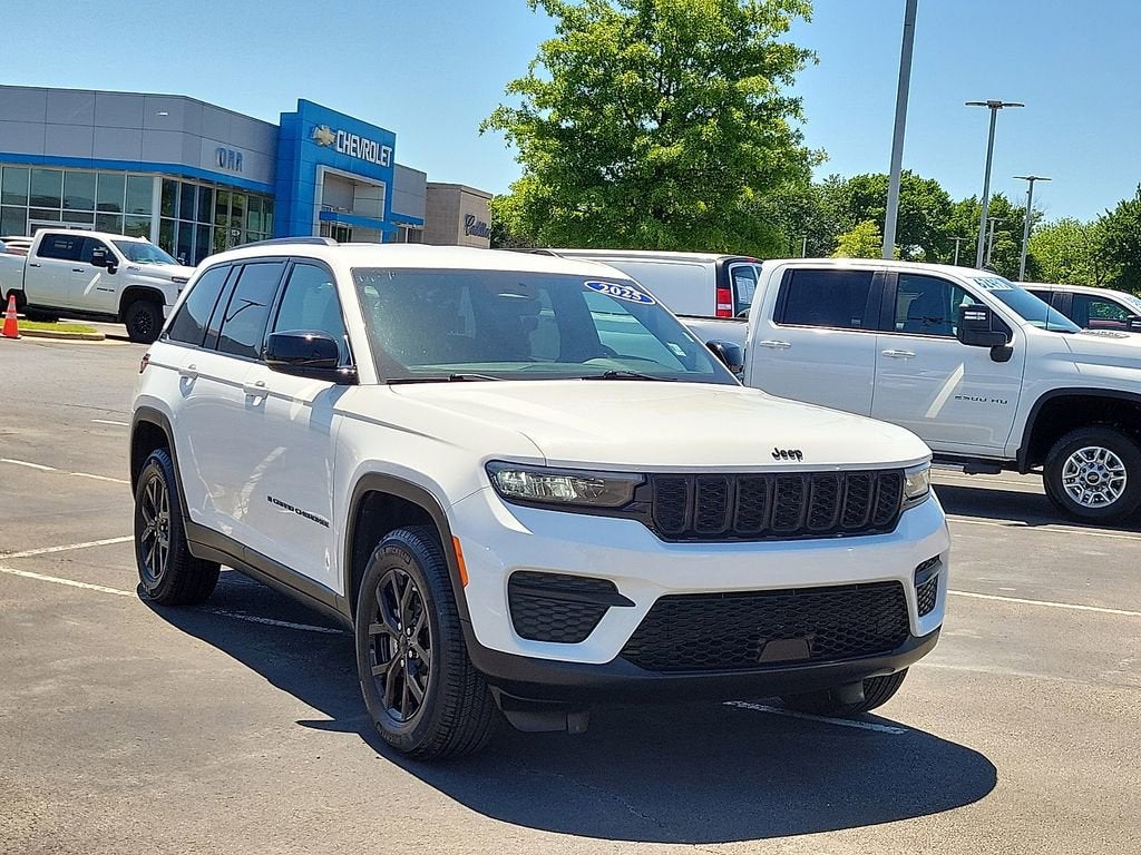 2025 Jeep Grand Cherokee Altitude