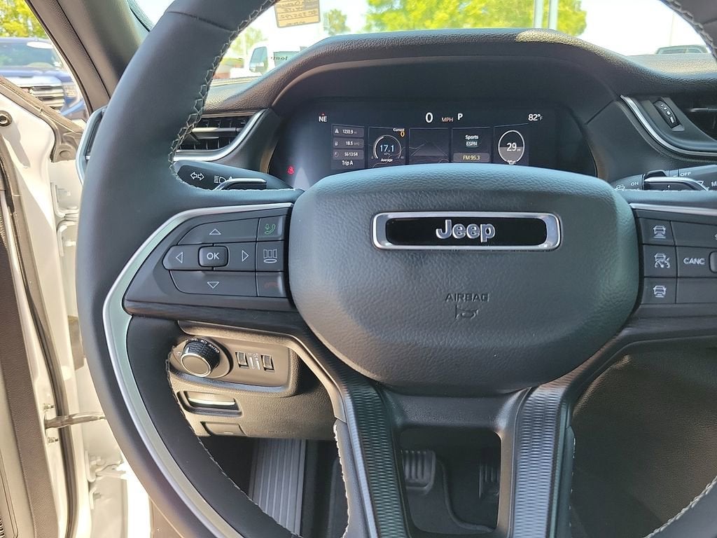 2025 Jeep Grand Cherokee Altitude
