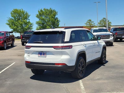 2025 Jeep Grand Cherokee Altitude