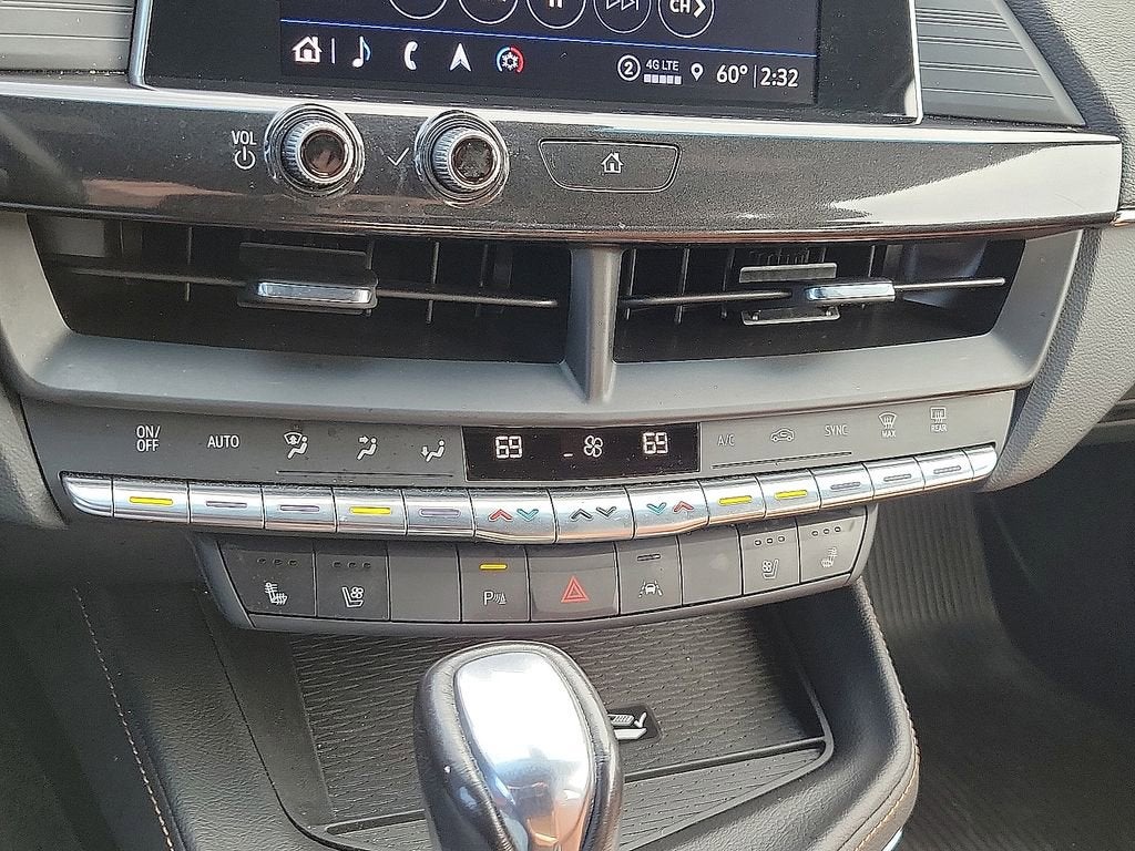 2023 Cadillac CT4 Premium Luxury