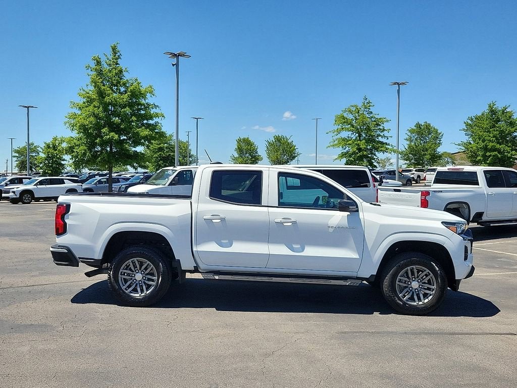 2025 Chevrolet Colorado WT/LT