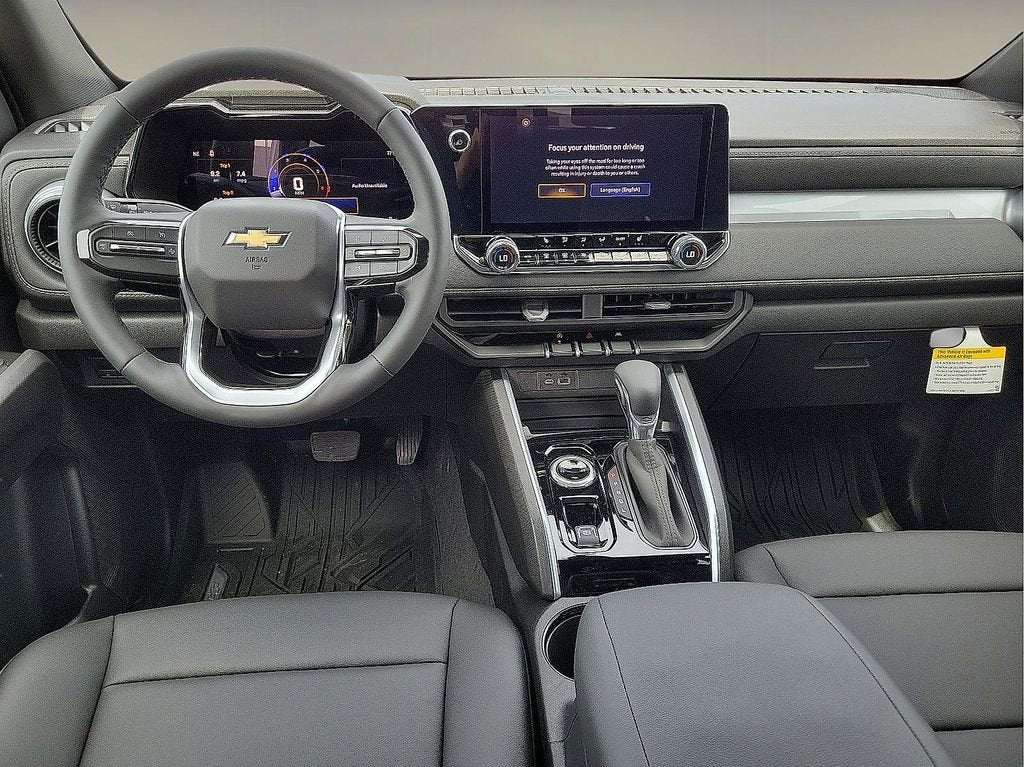 2025 Chevrolet Colorado WT/LT