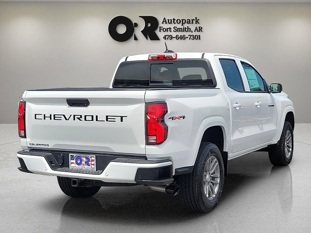2025 Chevrolet Colorado WT/LT