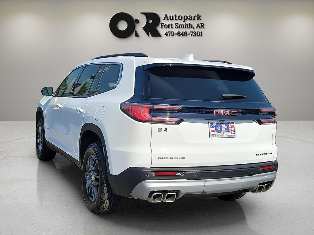 2025 GMC Acadia Elevation