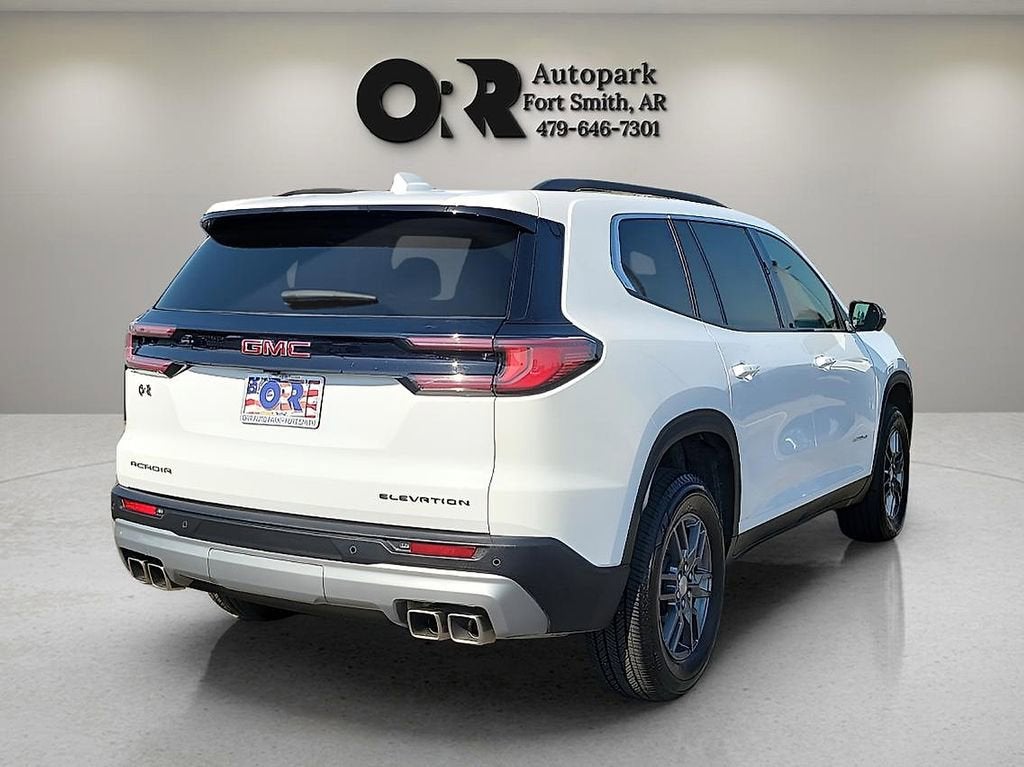 2025 GMC Acadia Elevation