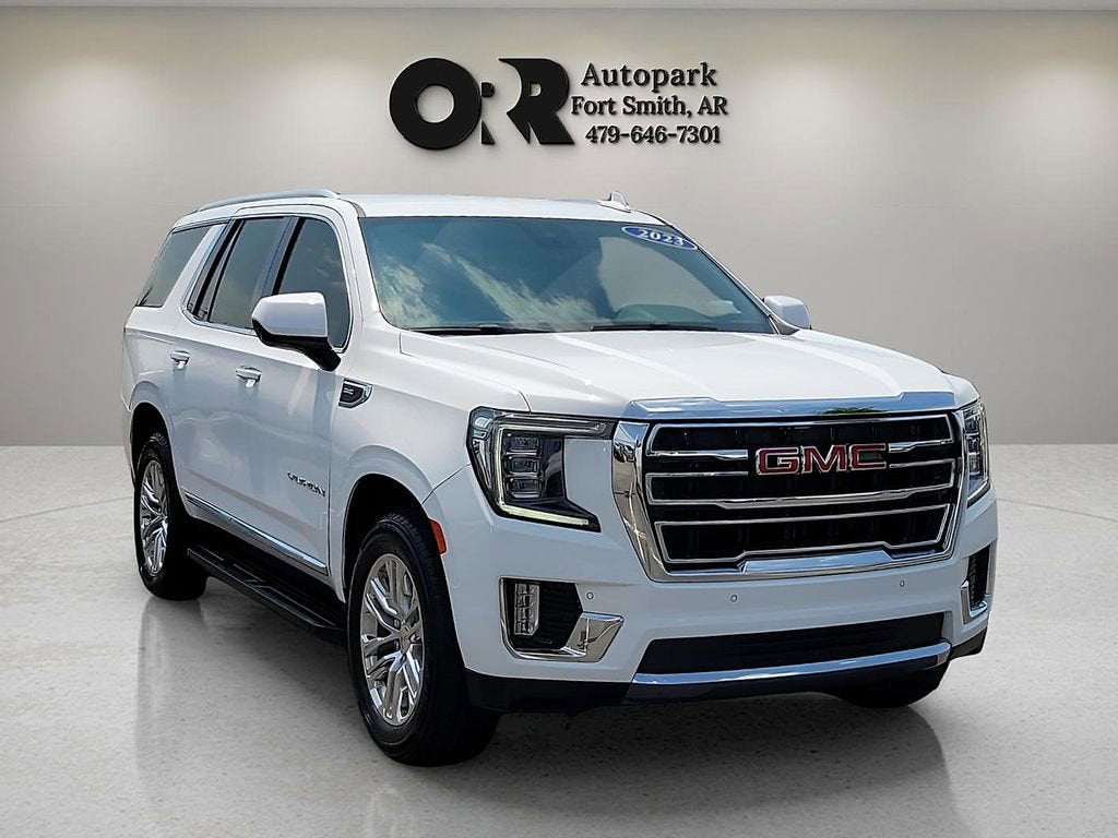 2023 GMC Yukon SLT