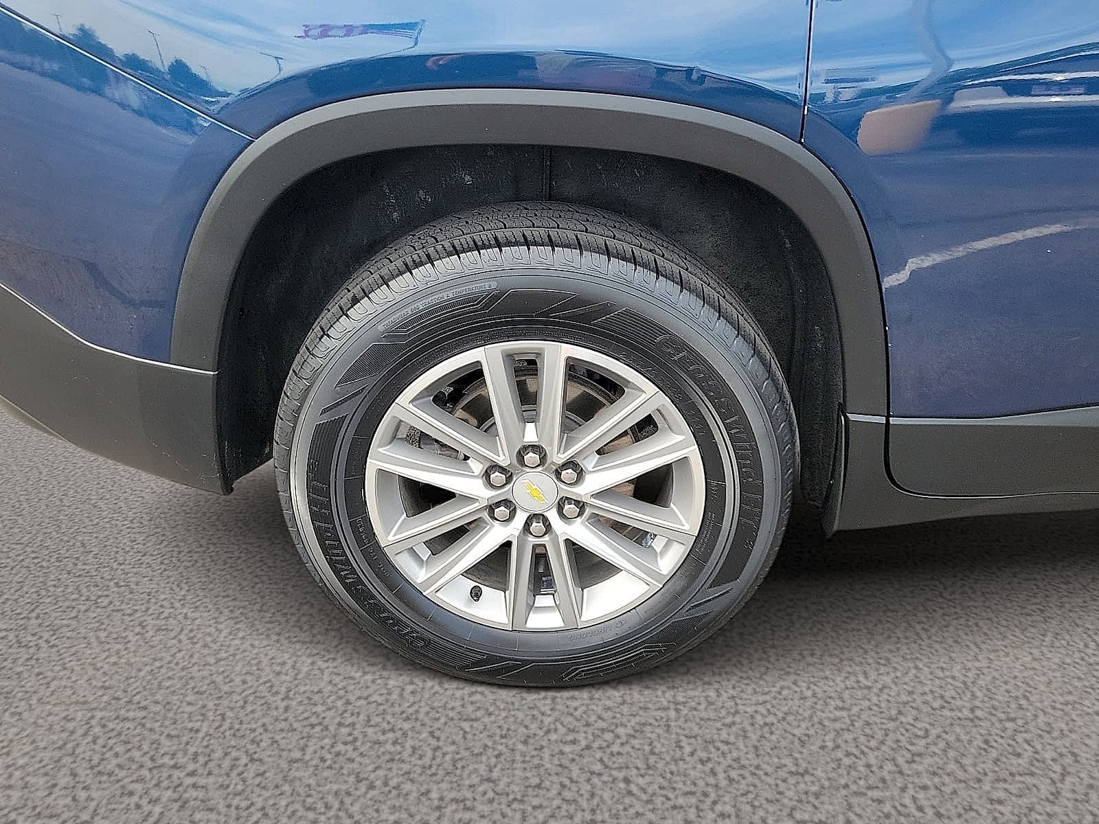 2022 Chevrolet Traverse LT Leather